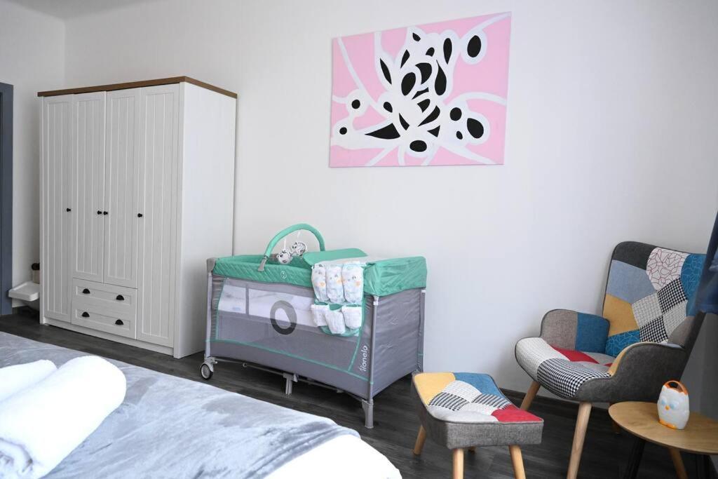 Rodinny Apartman U Broumovskeho Namesti Exteriér fotografie