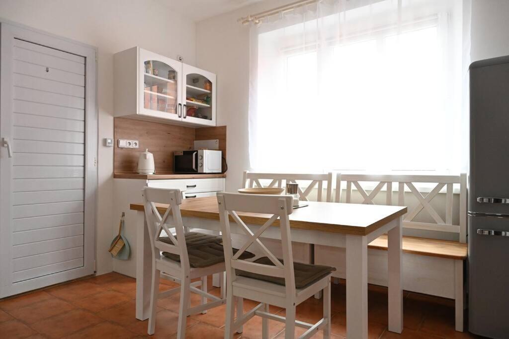 Rodinny Apartman U Broumovskeho Namesti Exteriér fotografie